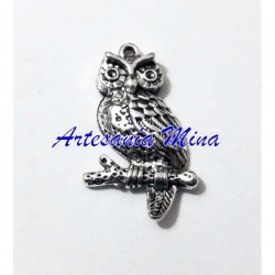 Colgante búho 33 x 18 mm