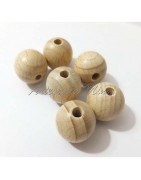 Bolas y formas de madera sin lacar